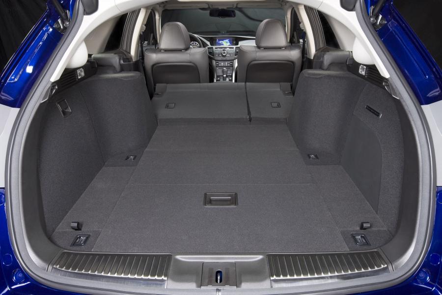 Багажник Acura TSX Sport Wagon 2010 года  (фото 21 из 63)